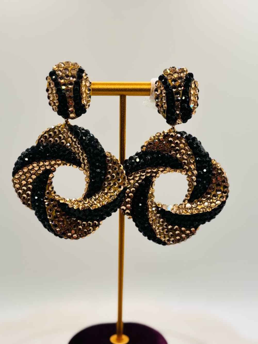 Richard Kerr Vintage Black Gold Rhinestone Statement Clip Earrings